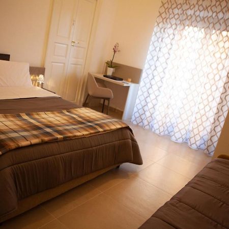 Casapaola B&B Rooms Acireale Exterior photo